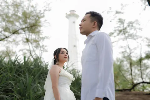 Foto sampul undangan Nando & Laura